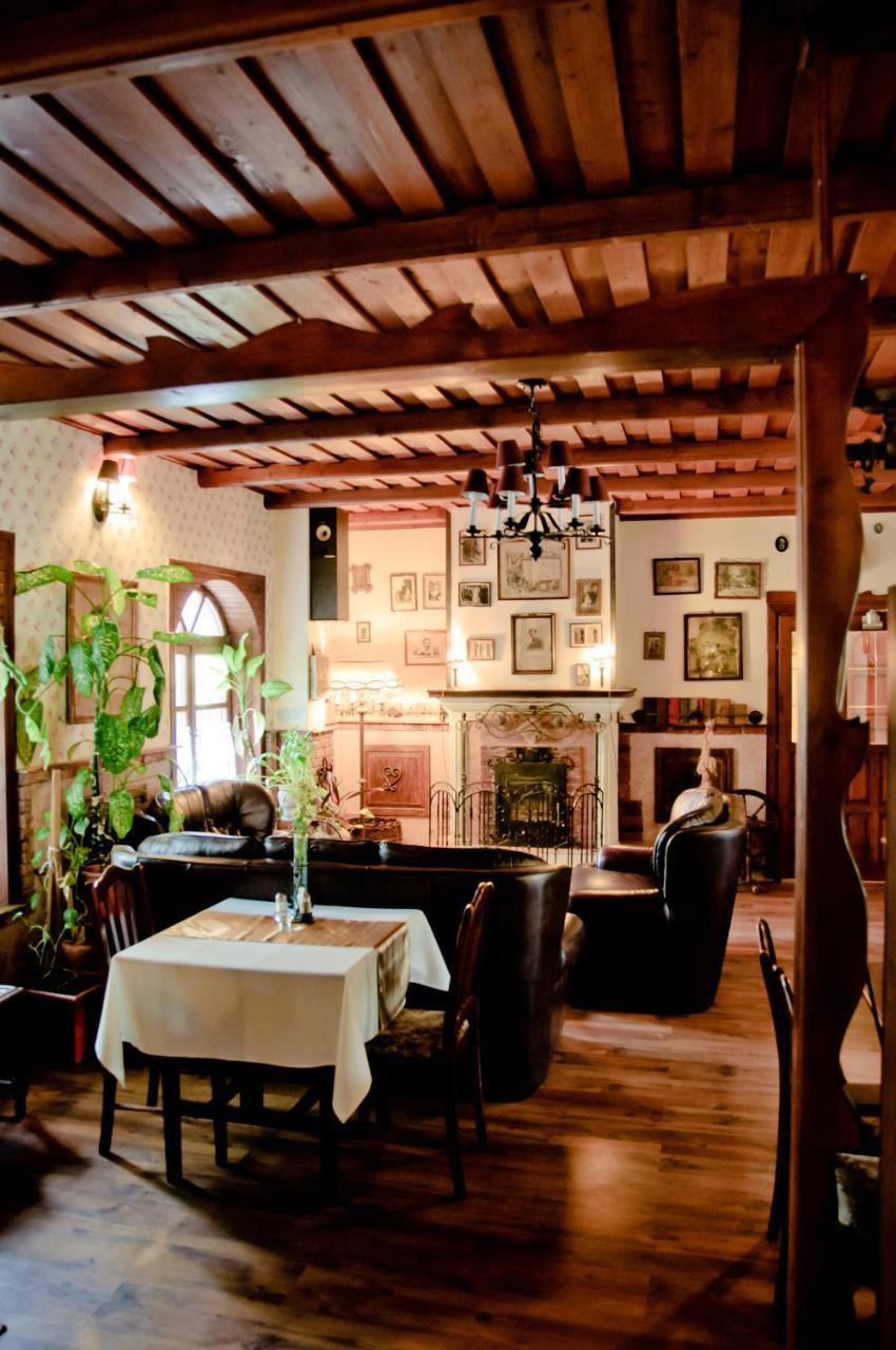 Telkibánya Aranygombos Fogado酒店 外观 照片
